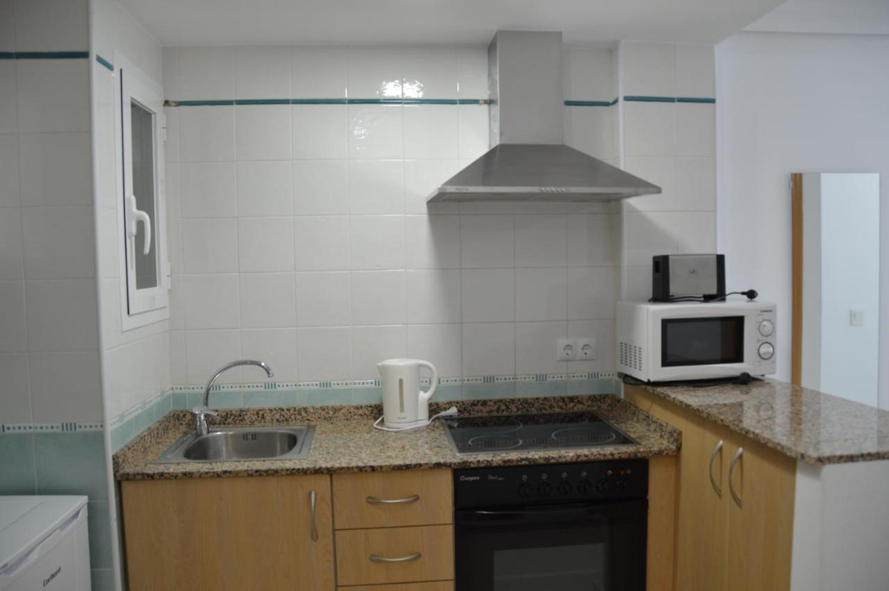 Apts Ara With Pool Бенидорм Экстерьер фото