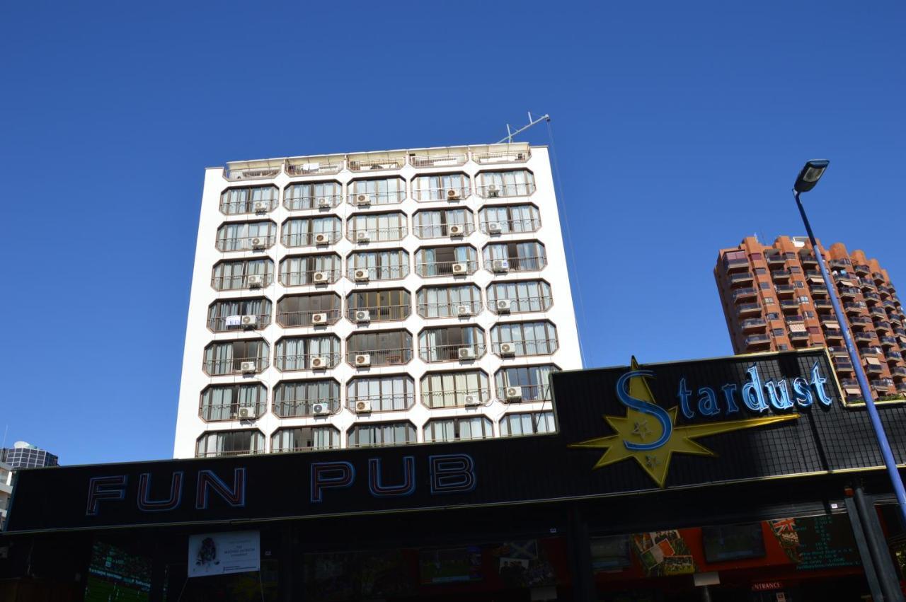 Apts Ara With Pool Бенидорм Экстерьер фото