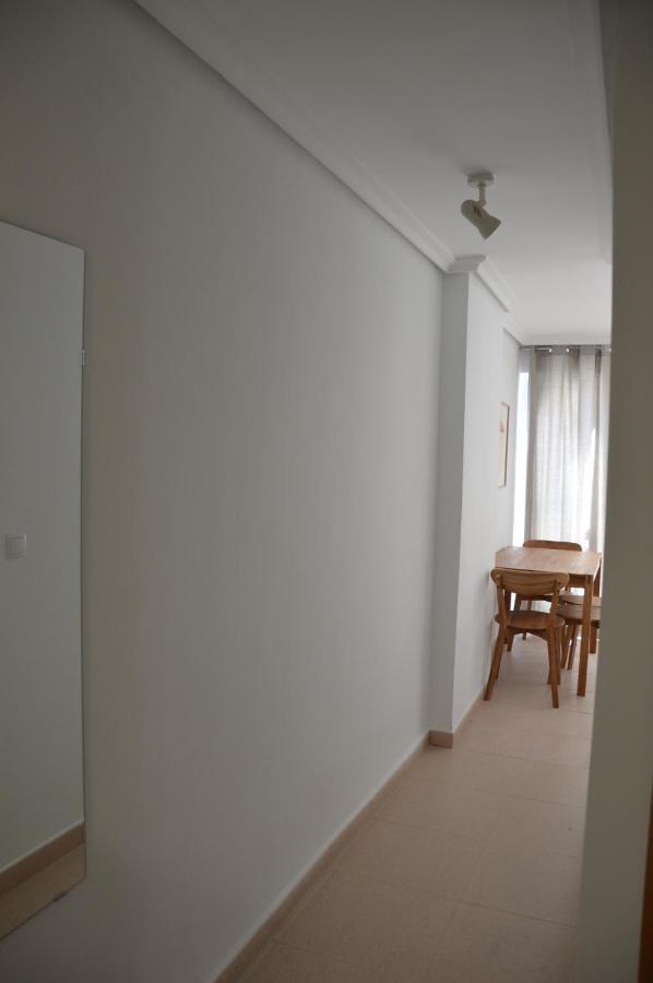 Apts Ara With Pool Бенидорм Экстерьер фото