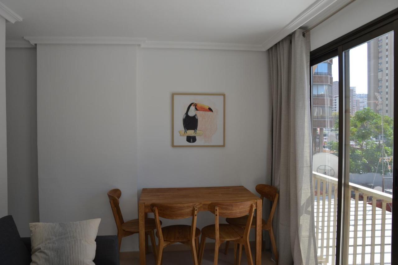 Apts Ara With Pool Бенидорм Экстерьер фото