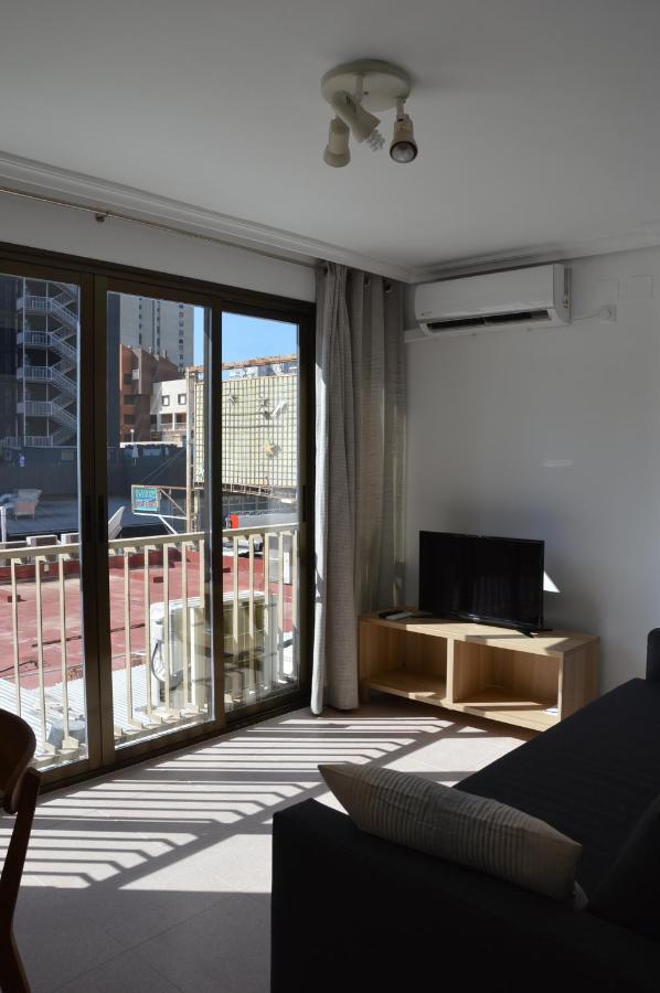 Apts Ara With Pool Бенидорм Экстерьер фото